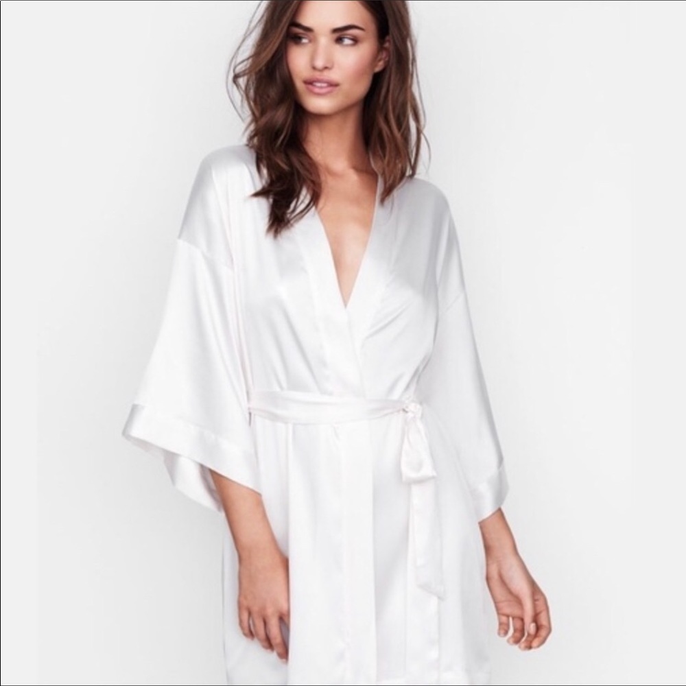 Victoria Secret Bride Rhinestone Robe - Picture 5 of 7